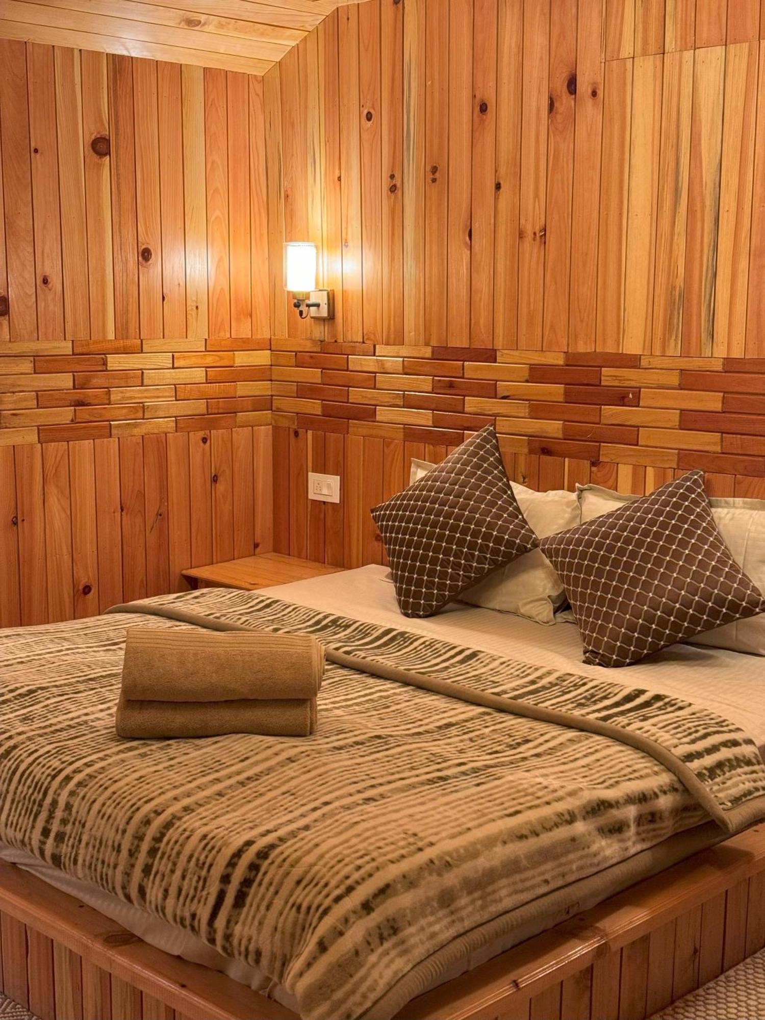 Avasaa Cafe And Homestay