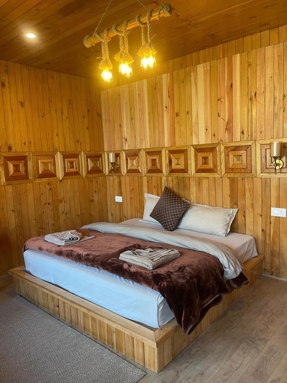 Avasaa Cafe And Homestay Jibhi